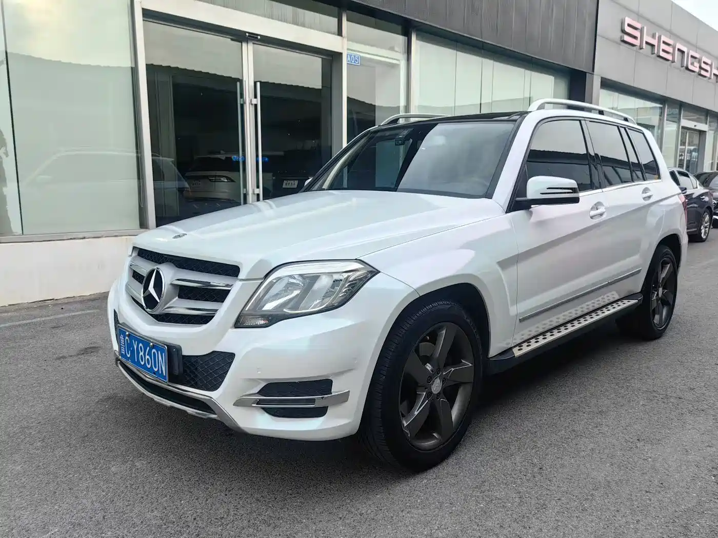 Mercedes-Benz GLK-Class 2013 GLK 300 4MATIC Dynamic Sunroof