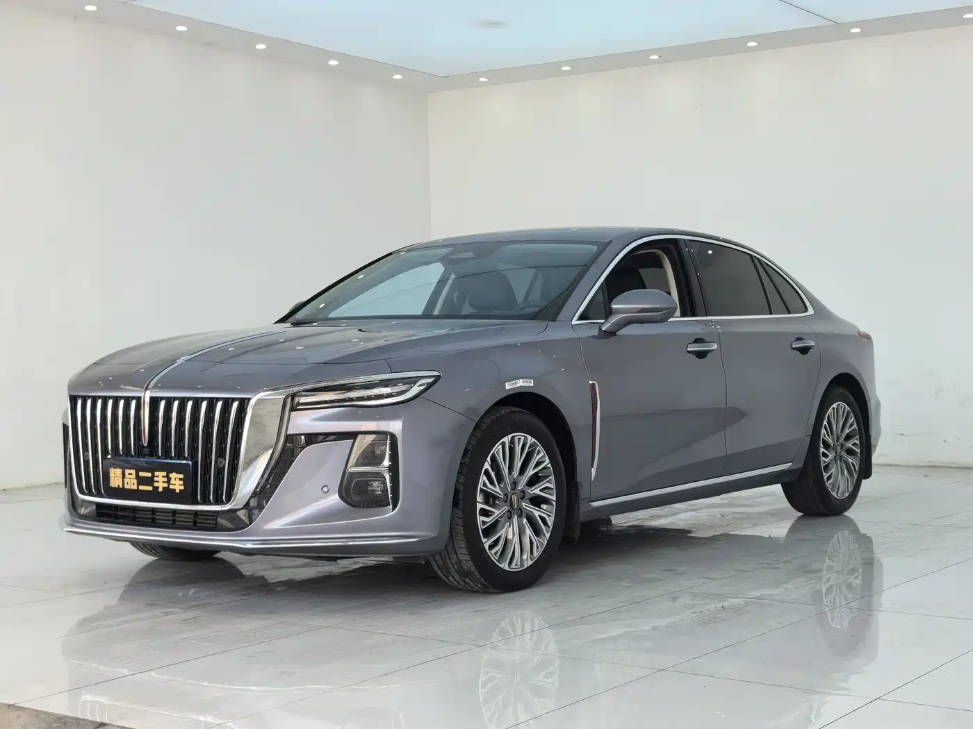 Hongqi H5 2023 2.0T Auto Smart Connect Flag Comfort фото 3
