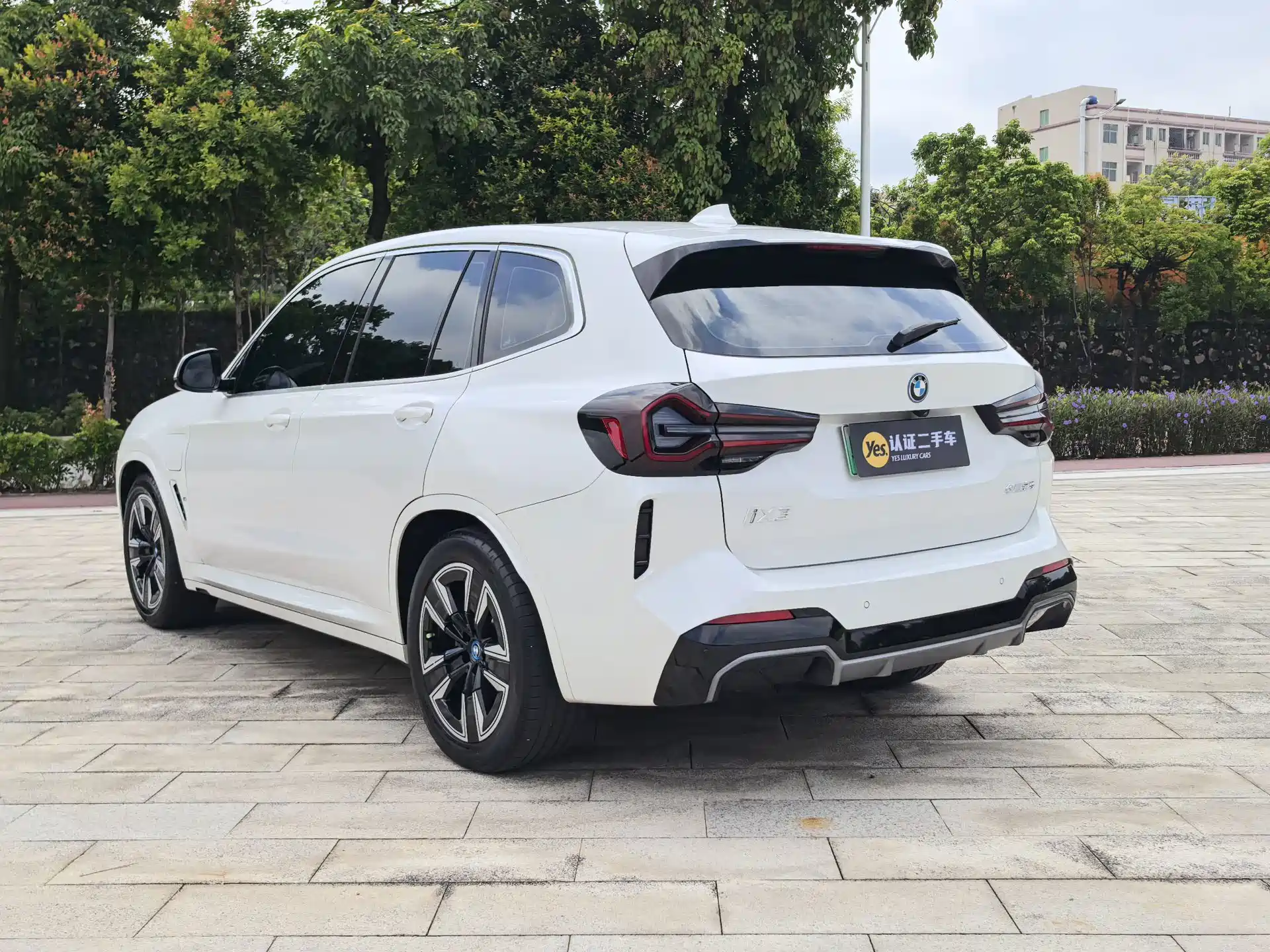 Фото 7 - BMW iX3