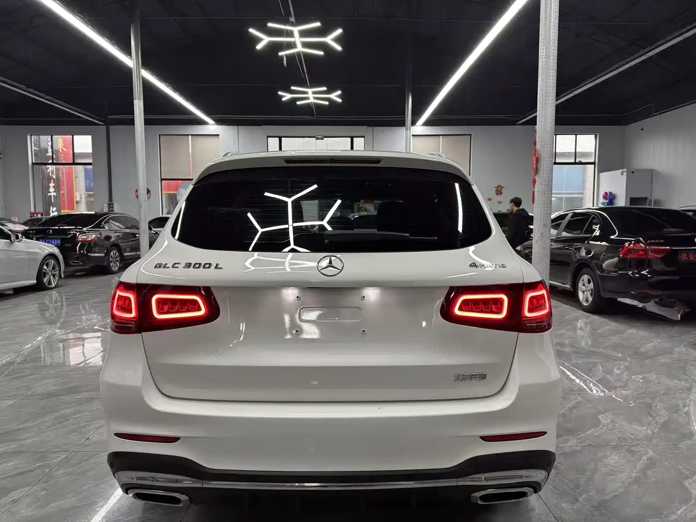 Mercedes-Benz GLC 2022 Facelift GLC 300 L 4MATIC Dynamic Collector's Edition фото 5