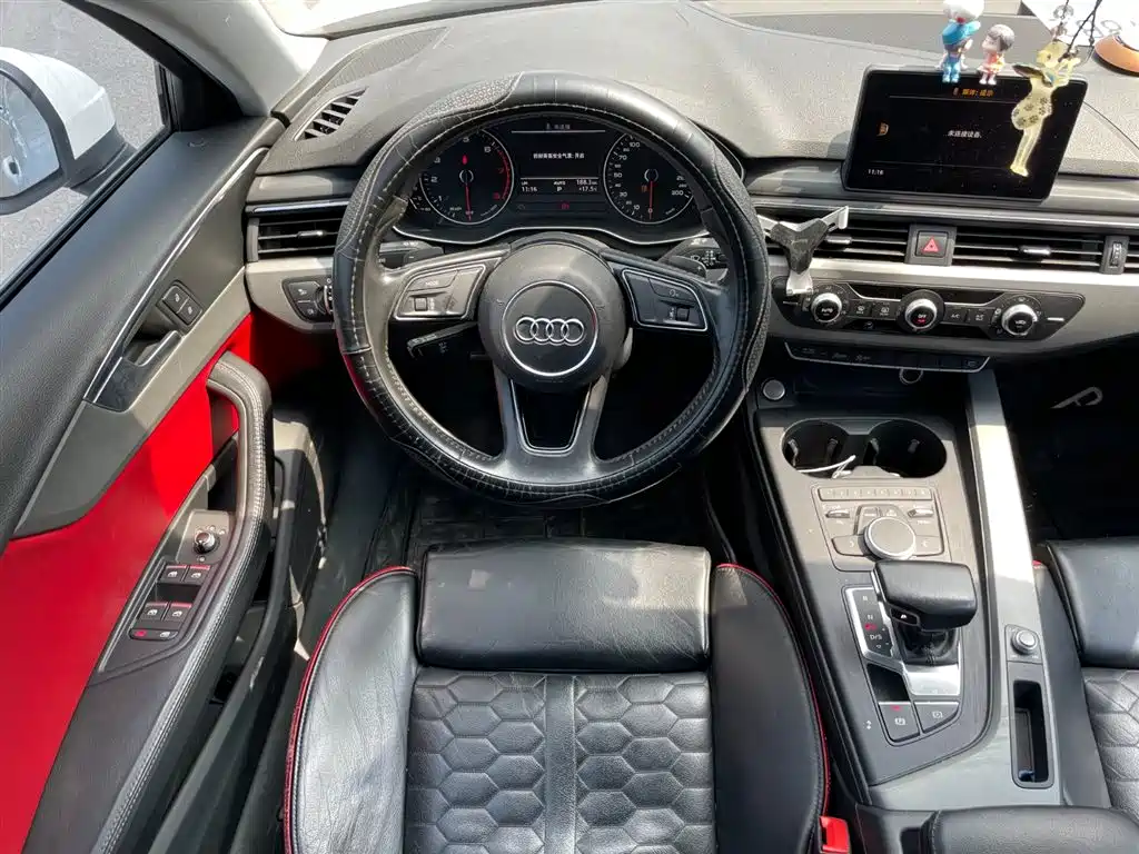Audi A4L 2017 40 TFSI Progressive фото 3