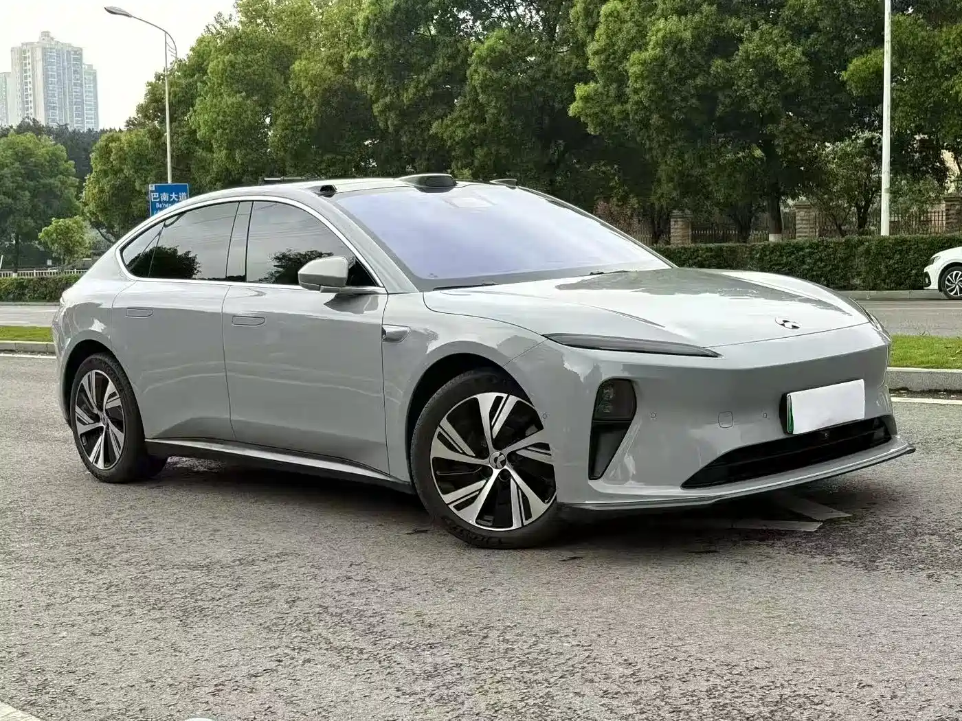 NIO NIO ET5