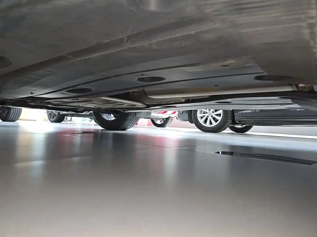 Škoda Karoq 2018 TSI280 Premium Edition China V фото 22