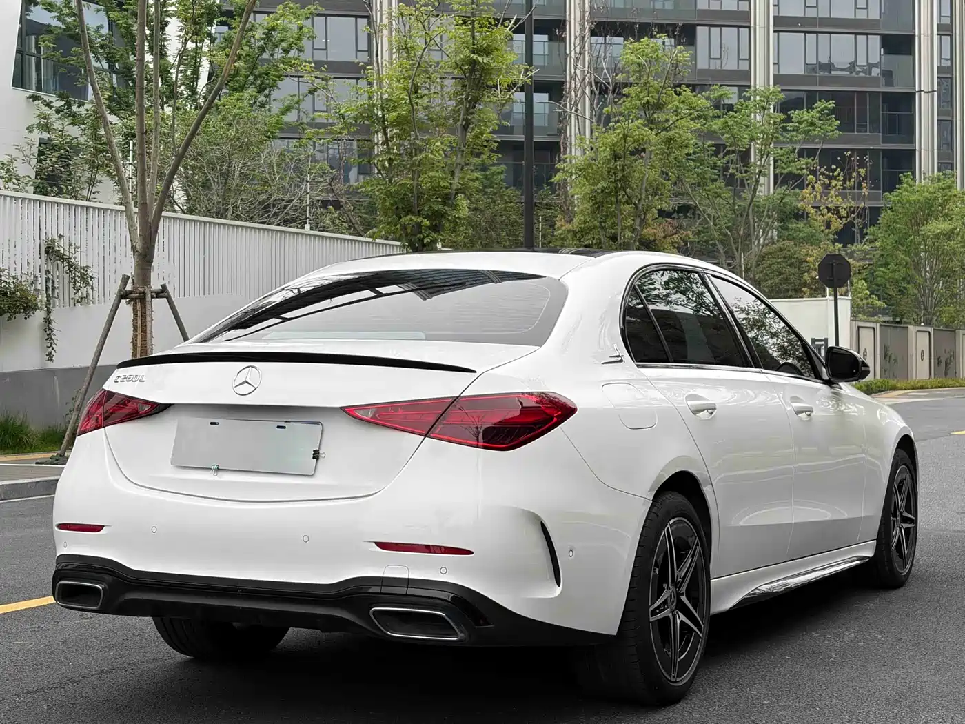 Mercedes-Benz C-Class 2024 C 260 L Night Edition Sport фото 17