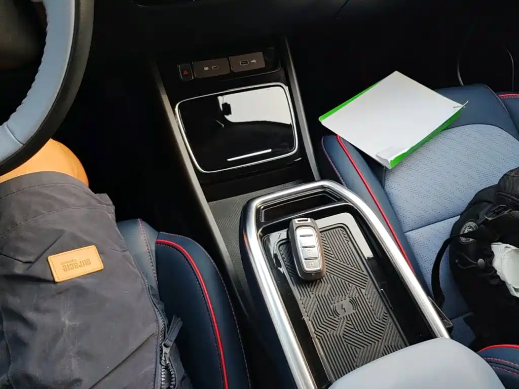Geely Geometry M6 2022 2022 450 New Enjoyment