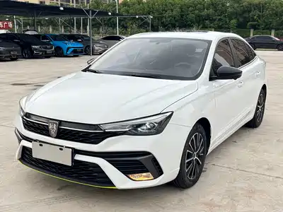 Roewe i5