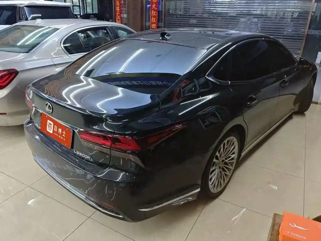 Lexus LS 2025 2024 Model 500h Executive Edition
