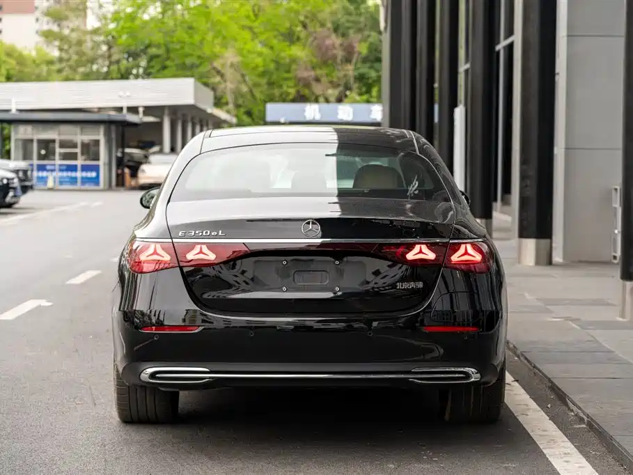 Mercedes-Benz E-Class New Energy 2025 2024 E 350 e L Plug-in Hybrid Sedan