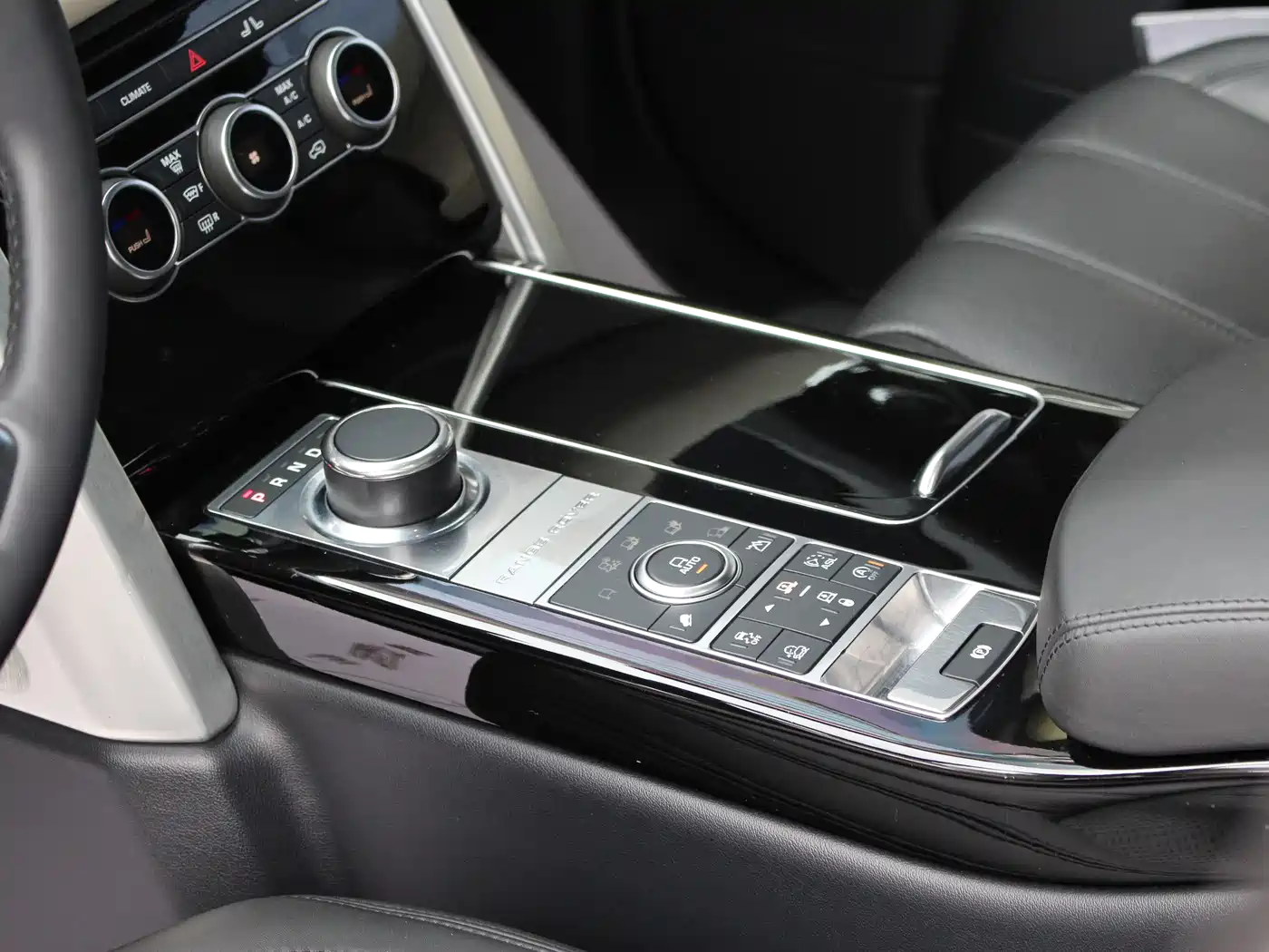 Land Rover Range Rover 2016 3.0 SC V6 Vogue фото 9