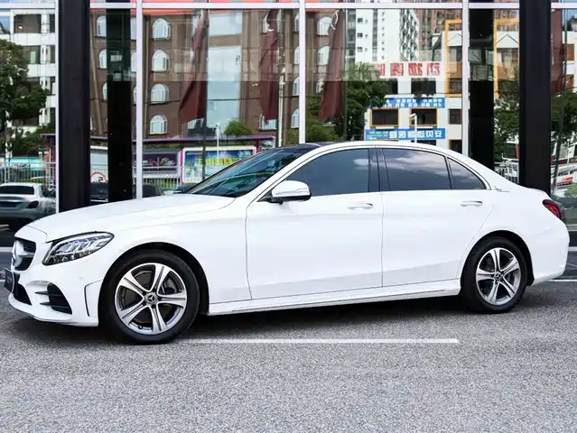 Mercedes-Benz C-Class 2019 Facelift C 260 L Sport — фото 3