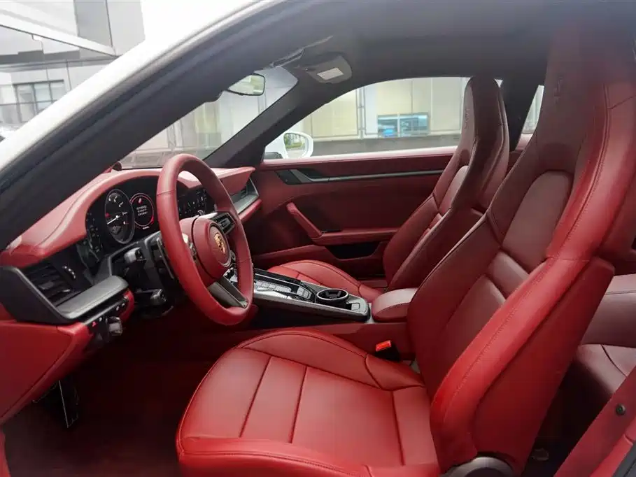 Porsche 911 2023 Carrera 3.0T фото 10