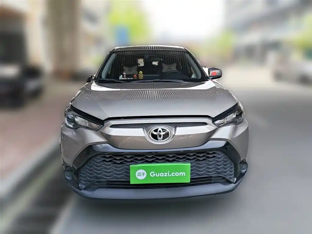 Toyota Frontlander 2023 2.0L CVT Elite Edition фото 24