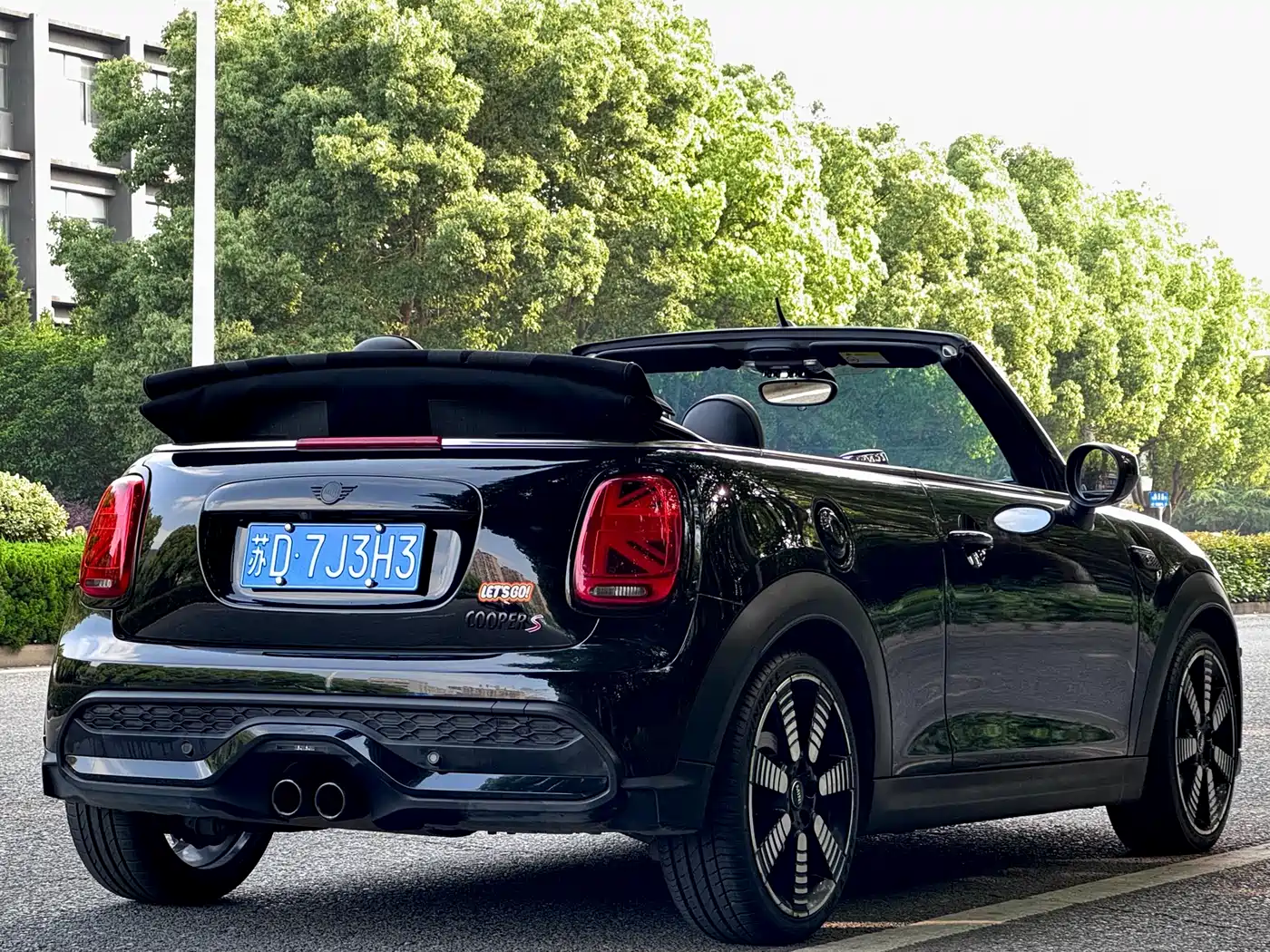 MINI 2023 2.0T COOPER S CABRIO Artist фото 6
