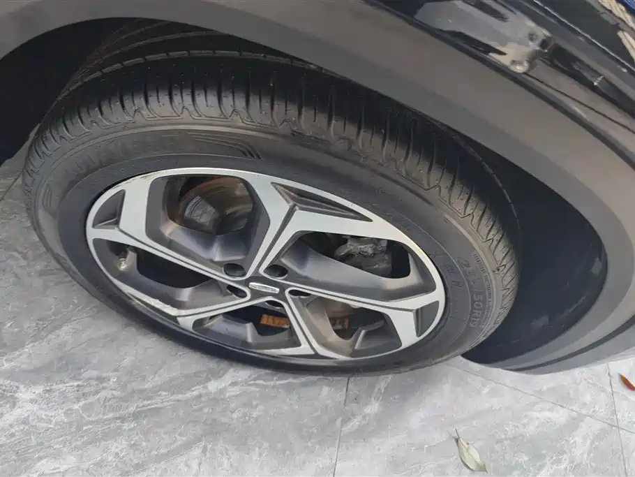 GEELY AUTOMOBILE XINGYUE L