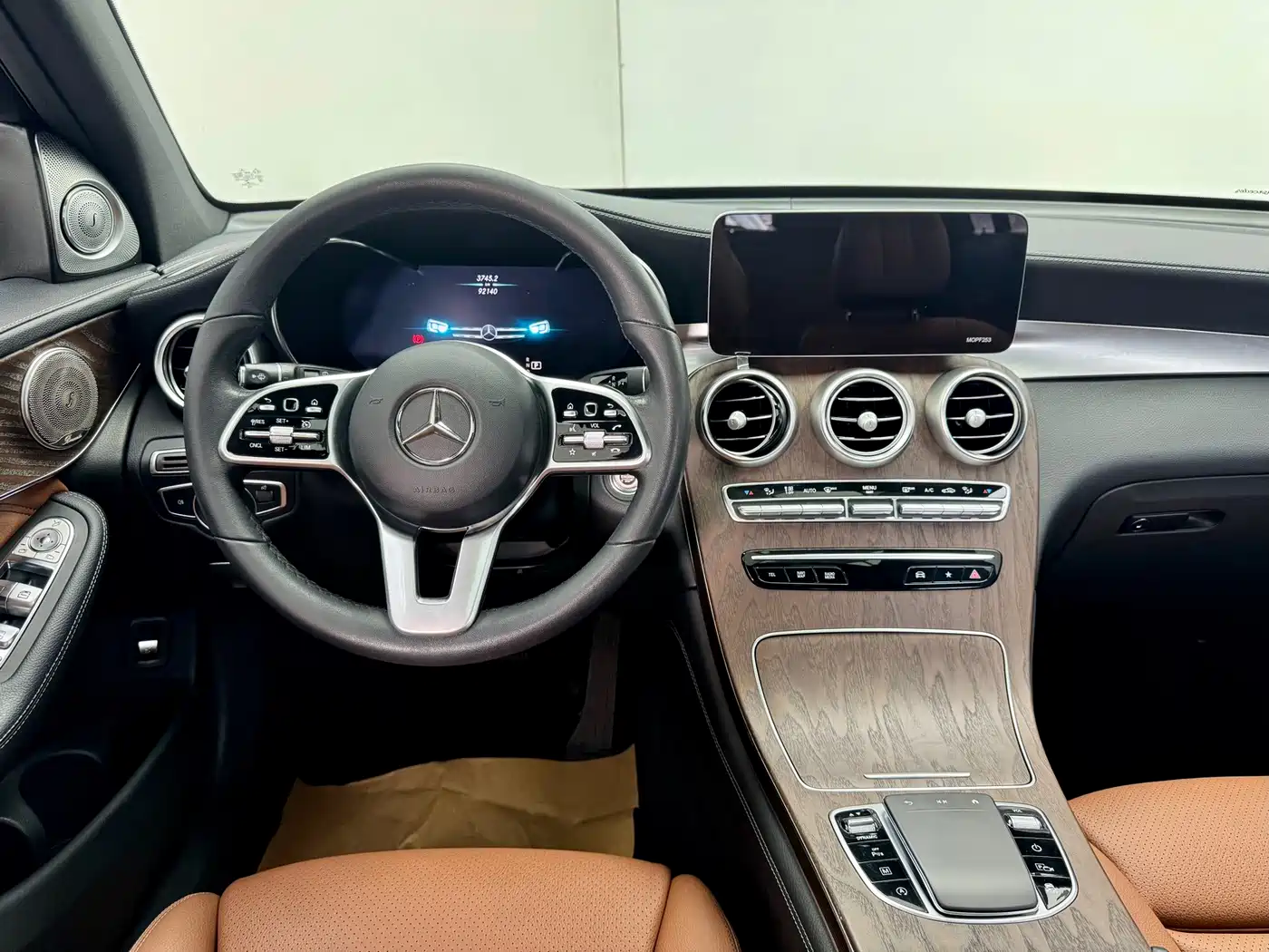Mercedes-Benz GLC, миниатюра 17