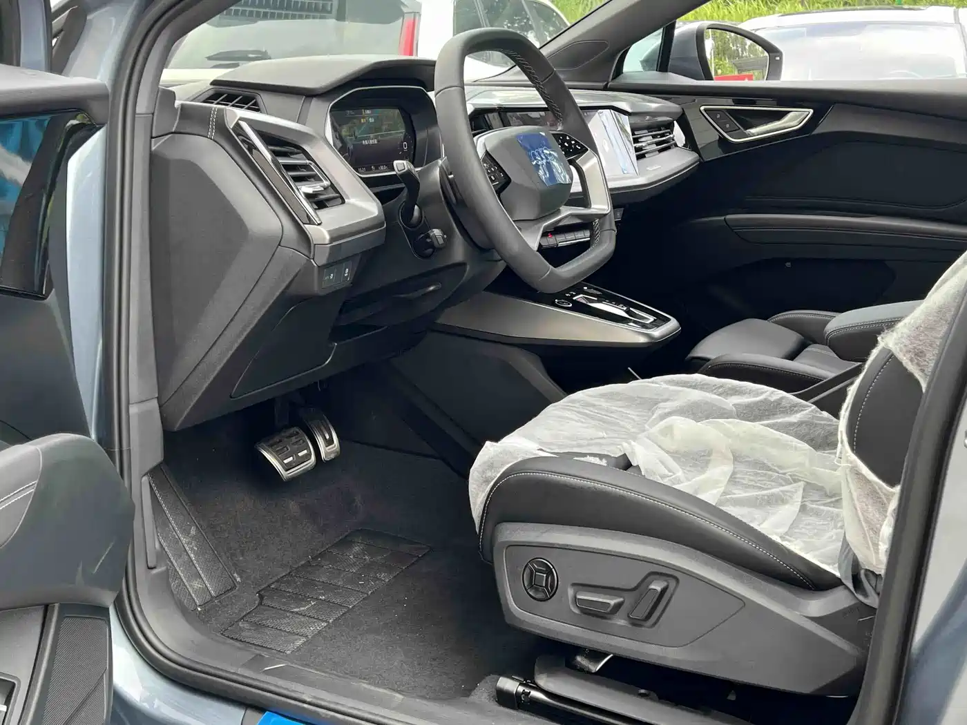 Audi Q4 e-tron 2026 2023 40 e-tron Pioneer Edition