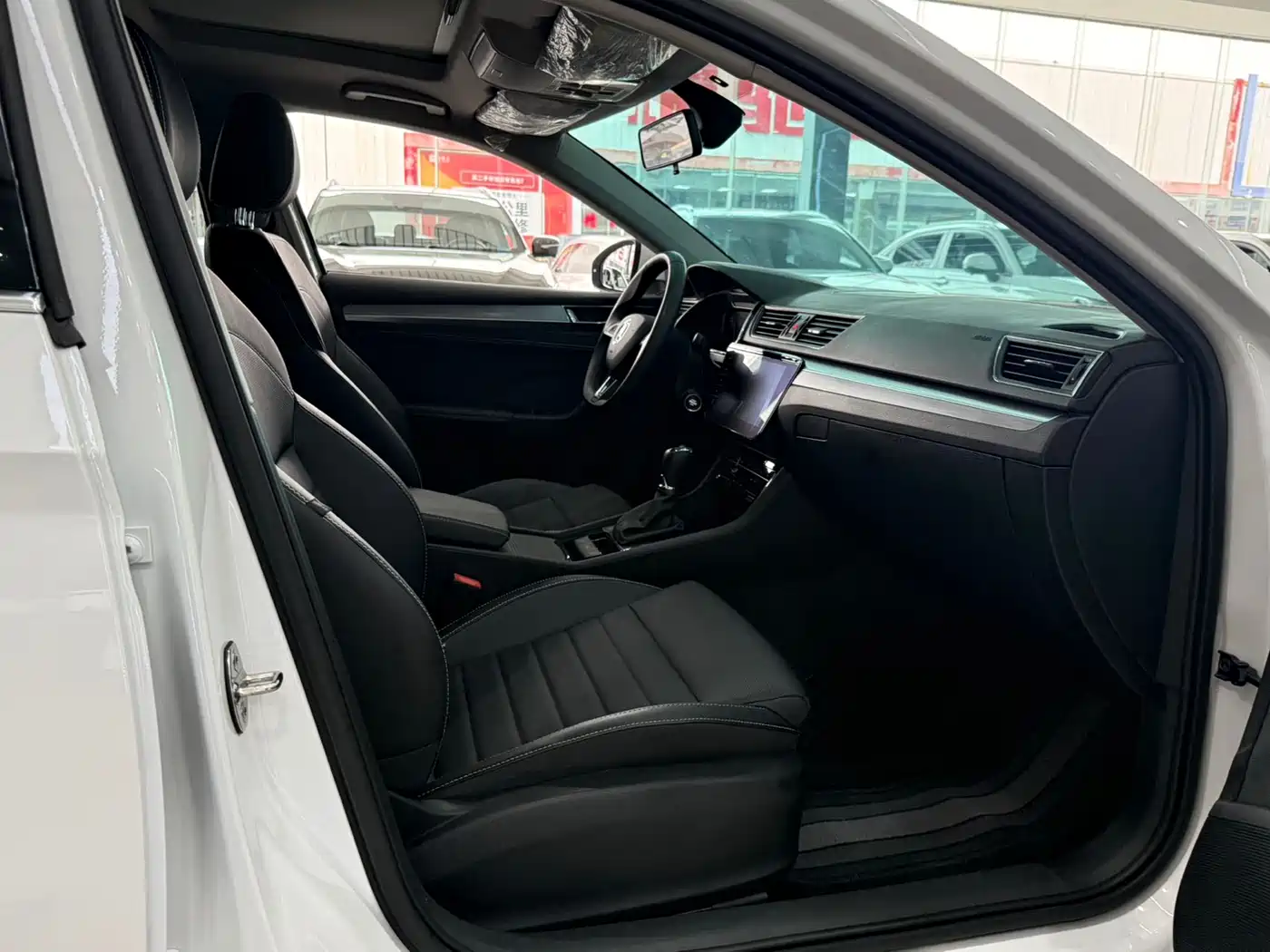 Škoda Superb 2023 Facelift TSI280 DSG Premium Edition фото 10