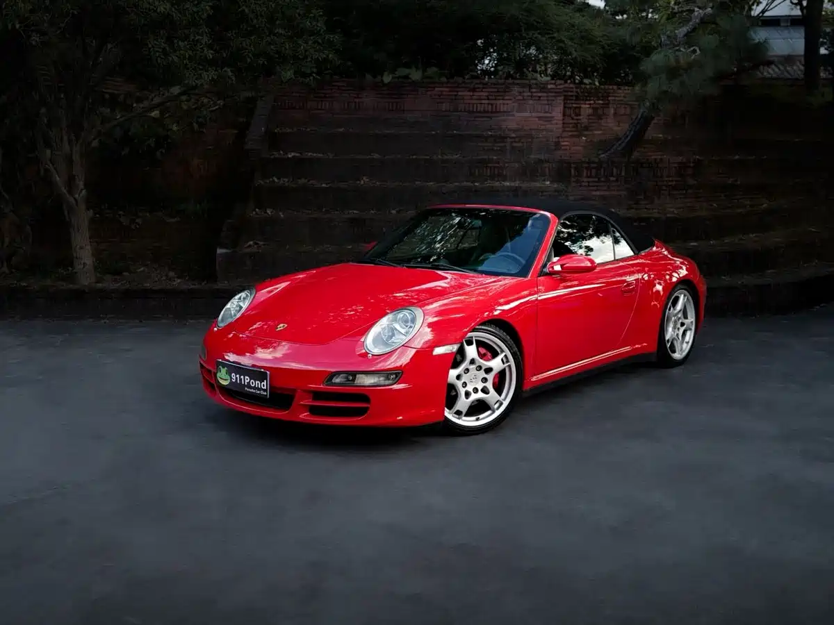 Porsche 911 2005 Carrera 4S Cabriolet MT 3.8L