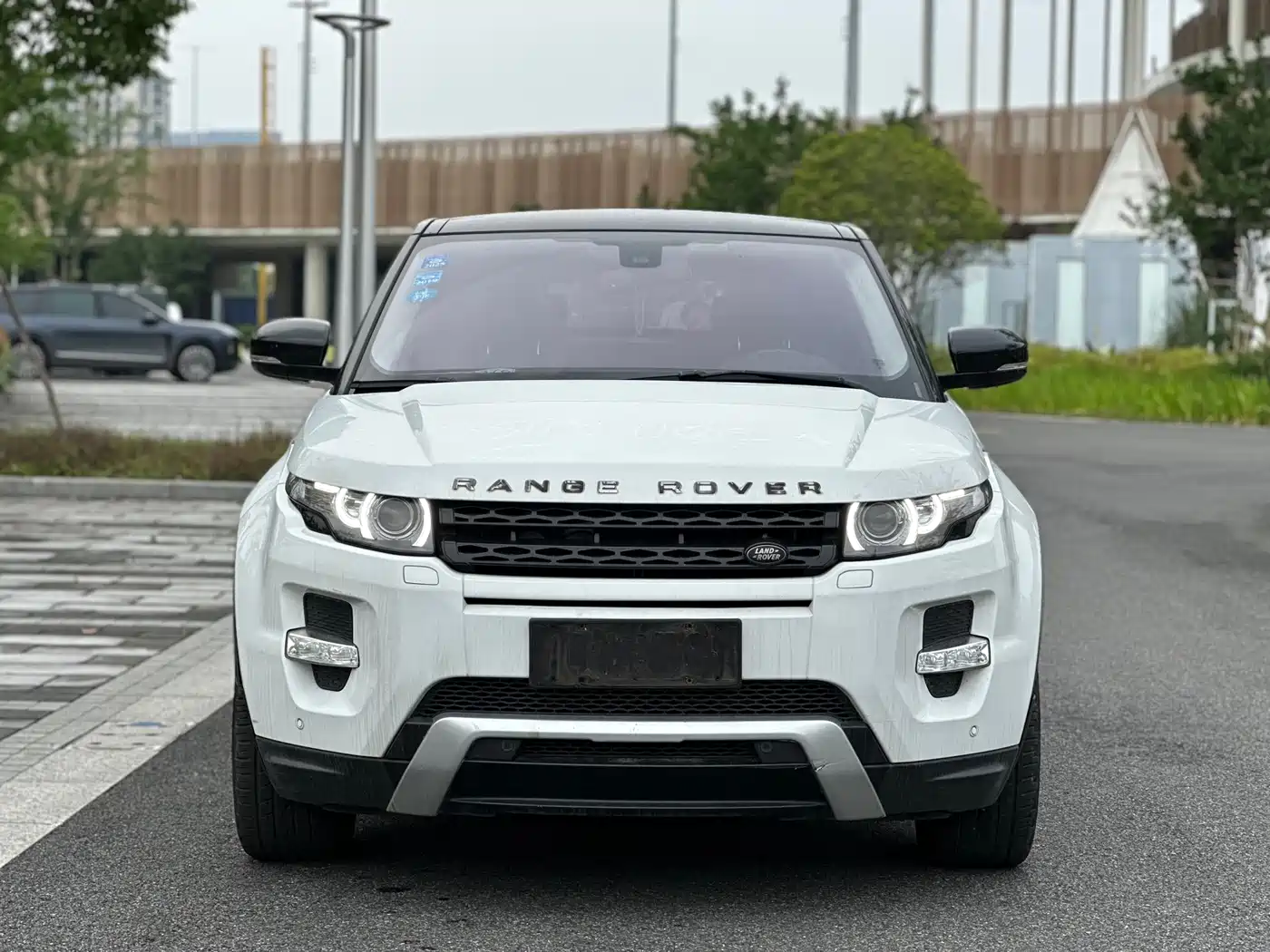 Land Rover Range Rover Evoque (Import) 2013 2.0T 5-door Dynamic Edition фото 2