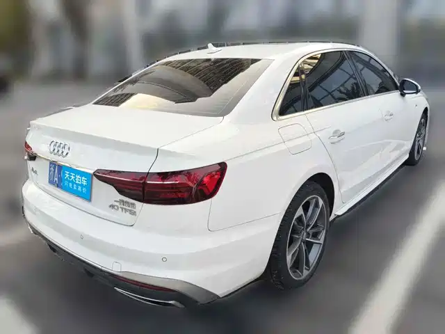 Audi A4L 2022 40 TFSI Fashion Dynamic — фото 2