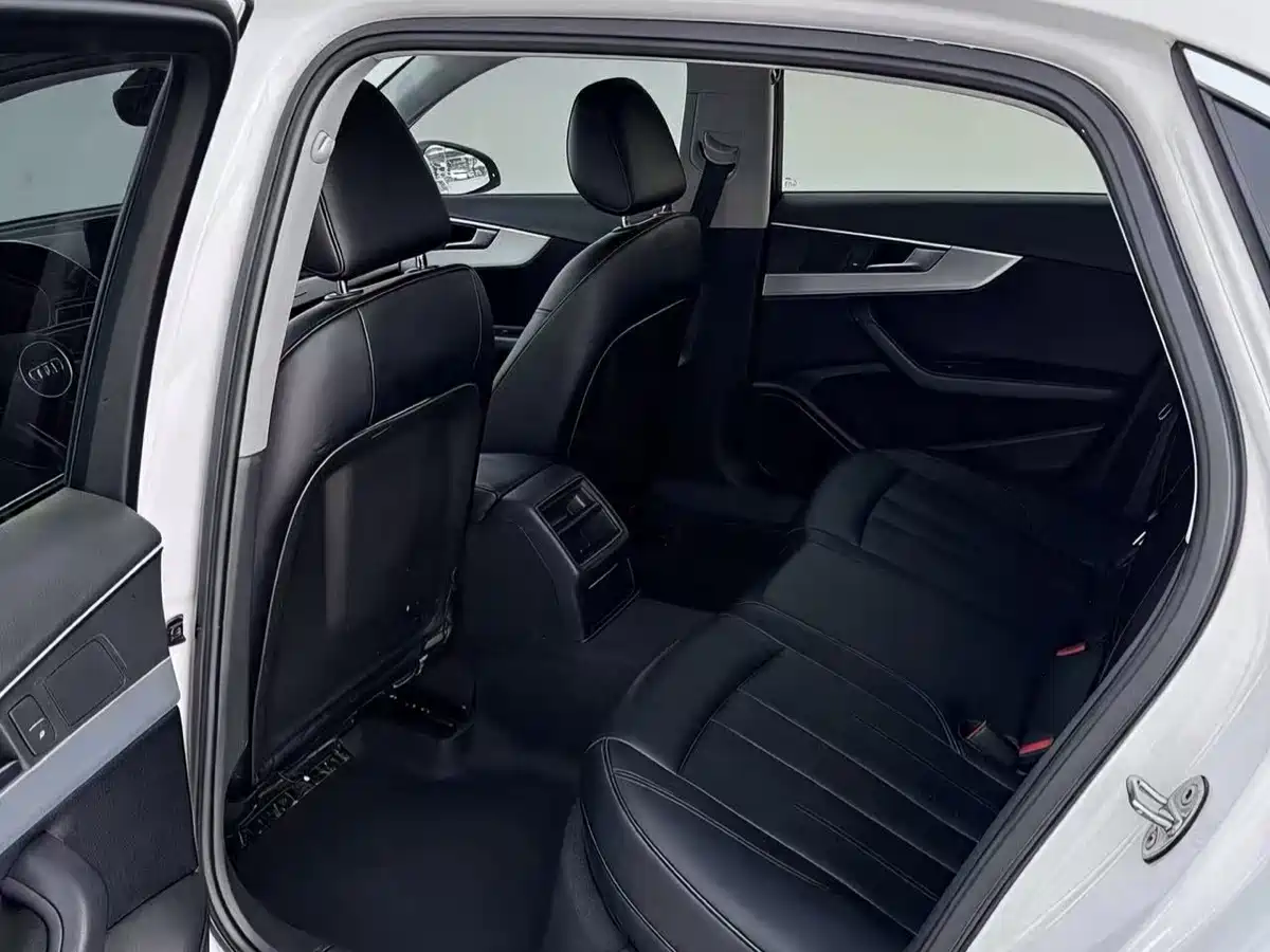 Audi A4L 2019 40 TFSI Progressive (China VI) фото 8