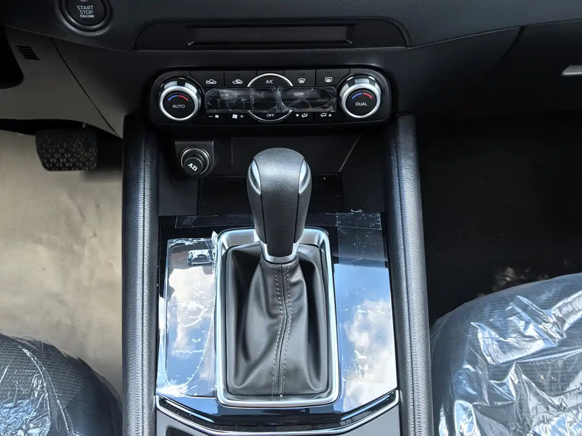 Mazda CX-5 2026 2025 2.0L Automatic 2WD Comfort
