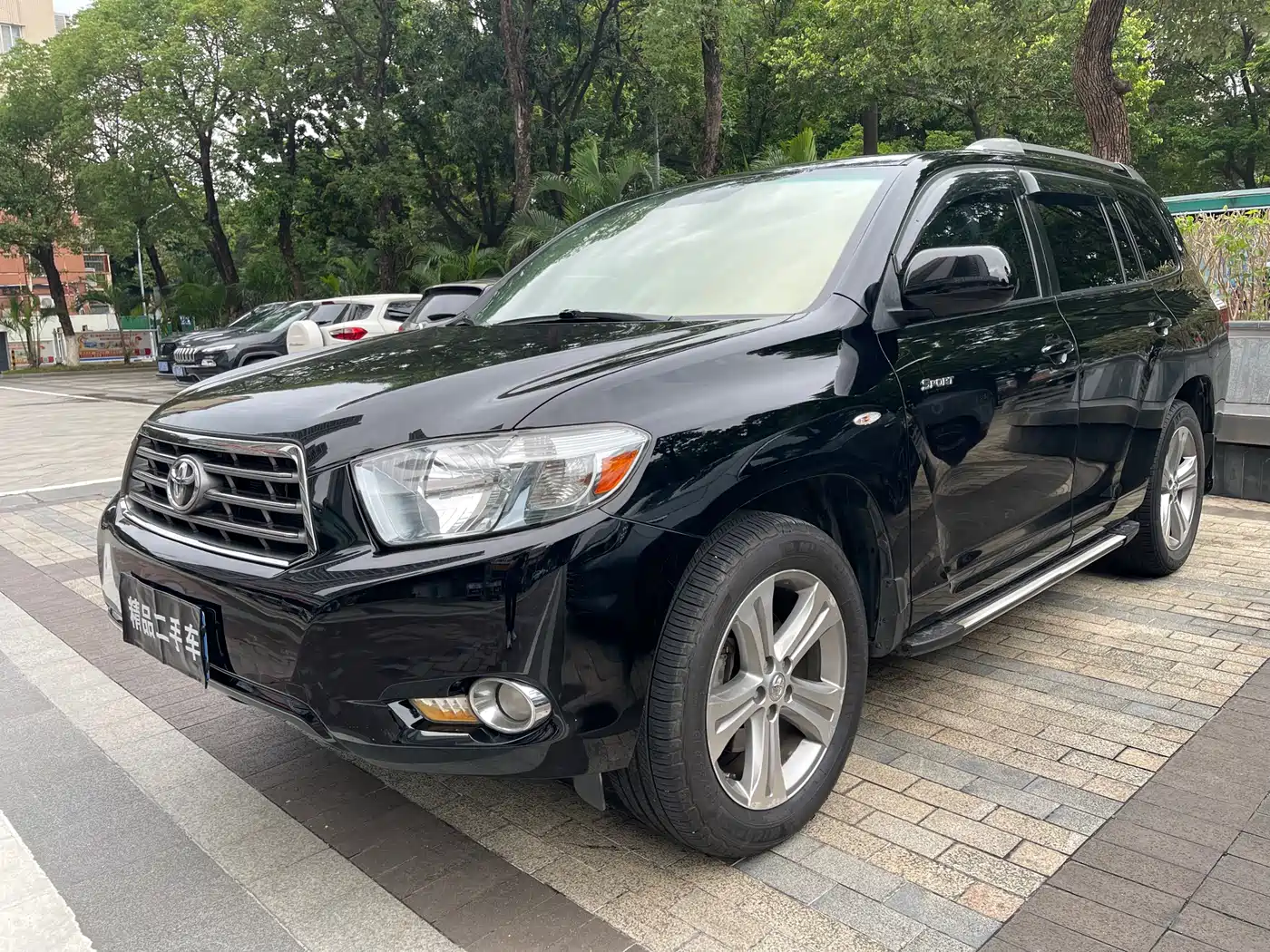 Toyota Highlander 2009 2.7L 2WD 7-seater Luxury Edition фото 2