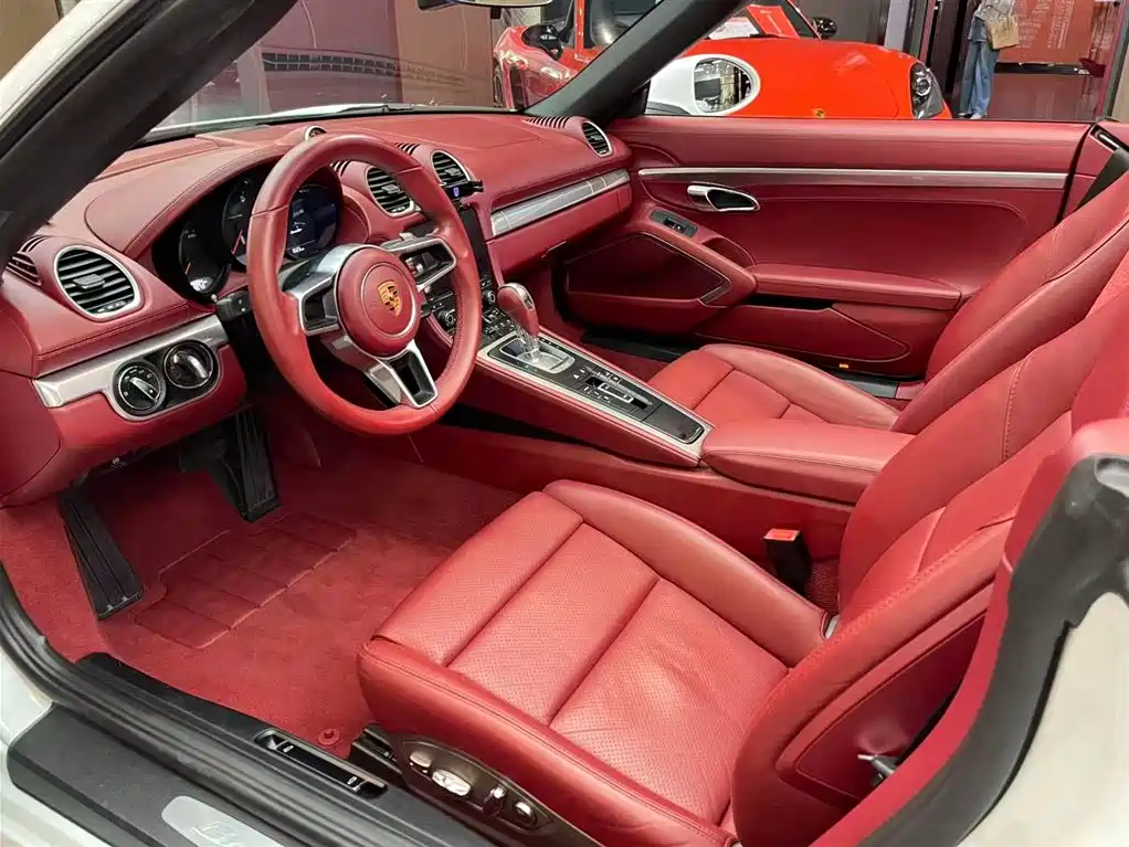 Porsche 718 2018 Boxster 2.0T фото 7