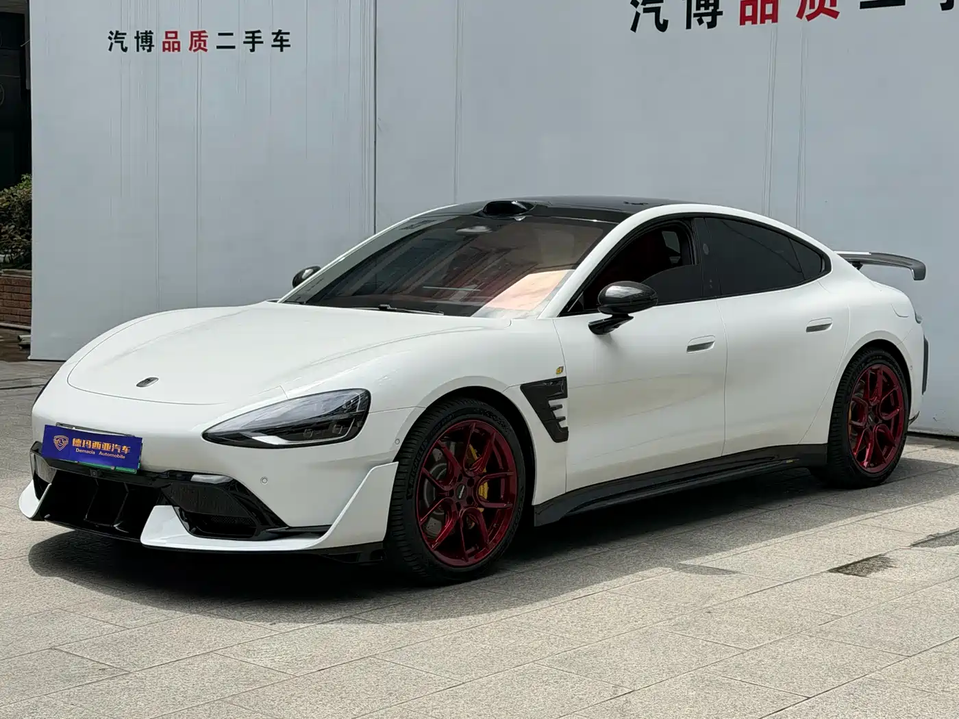 XIAOMI CAR XIAOMI SU7