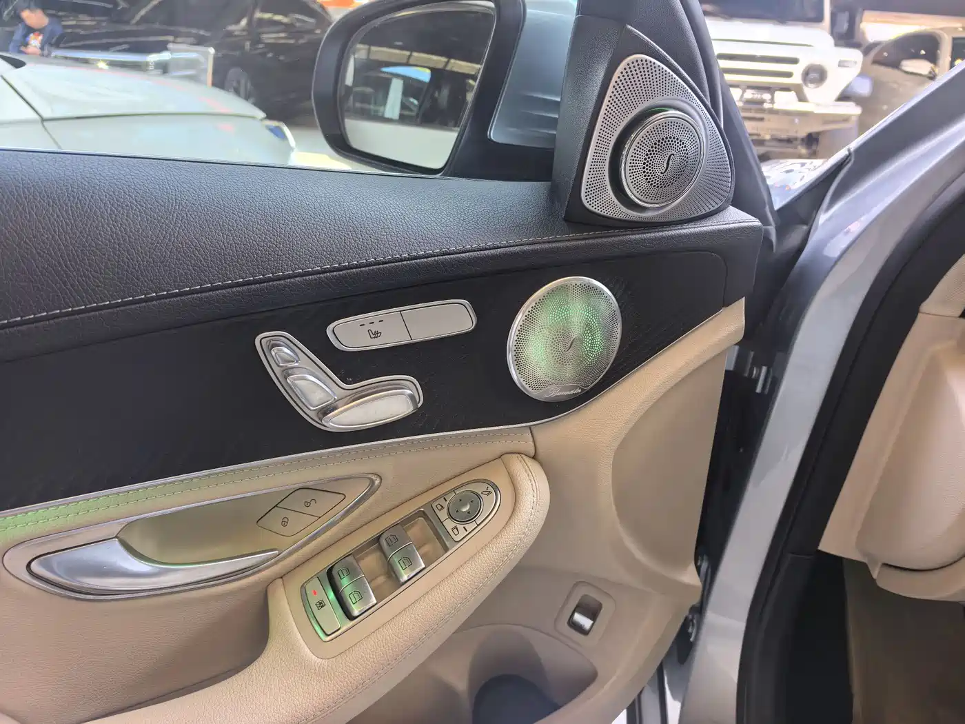 Mercedes-Benz C-Class 2017 Facelift C 200 L Sport Edition фото 6