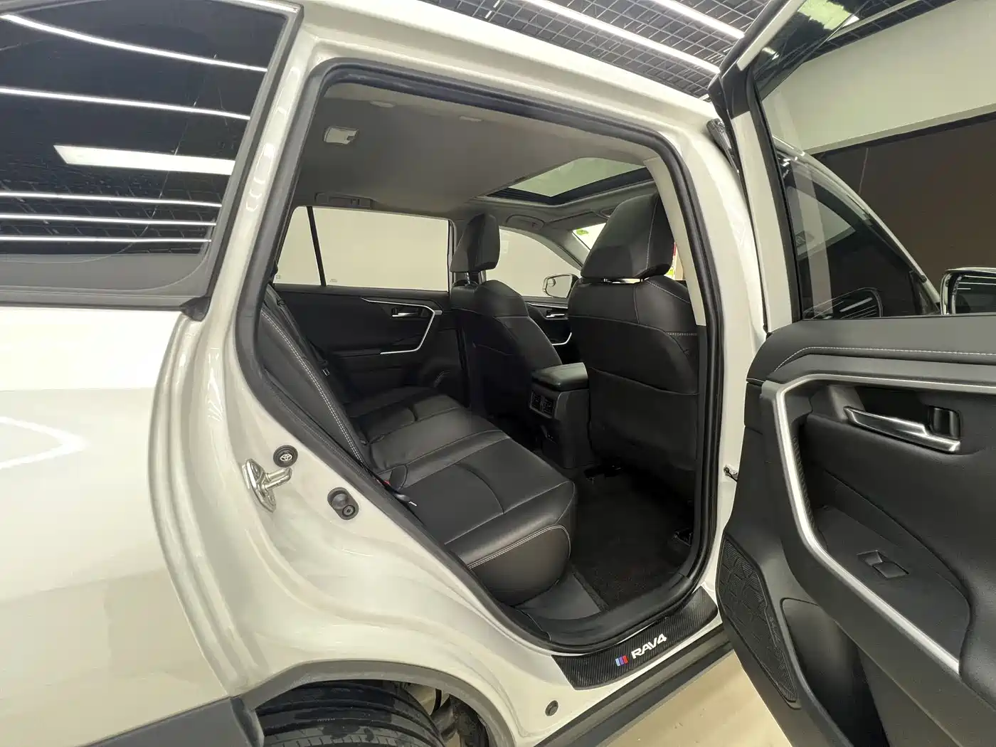 Toyota RAV4 Rongfang 2021 2.0L CVT 4WD Trend PLUS фото 21
