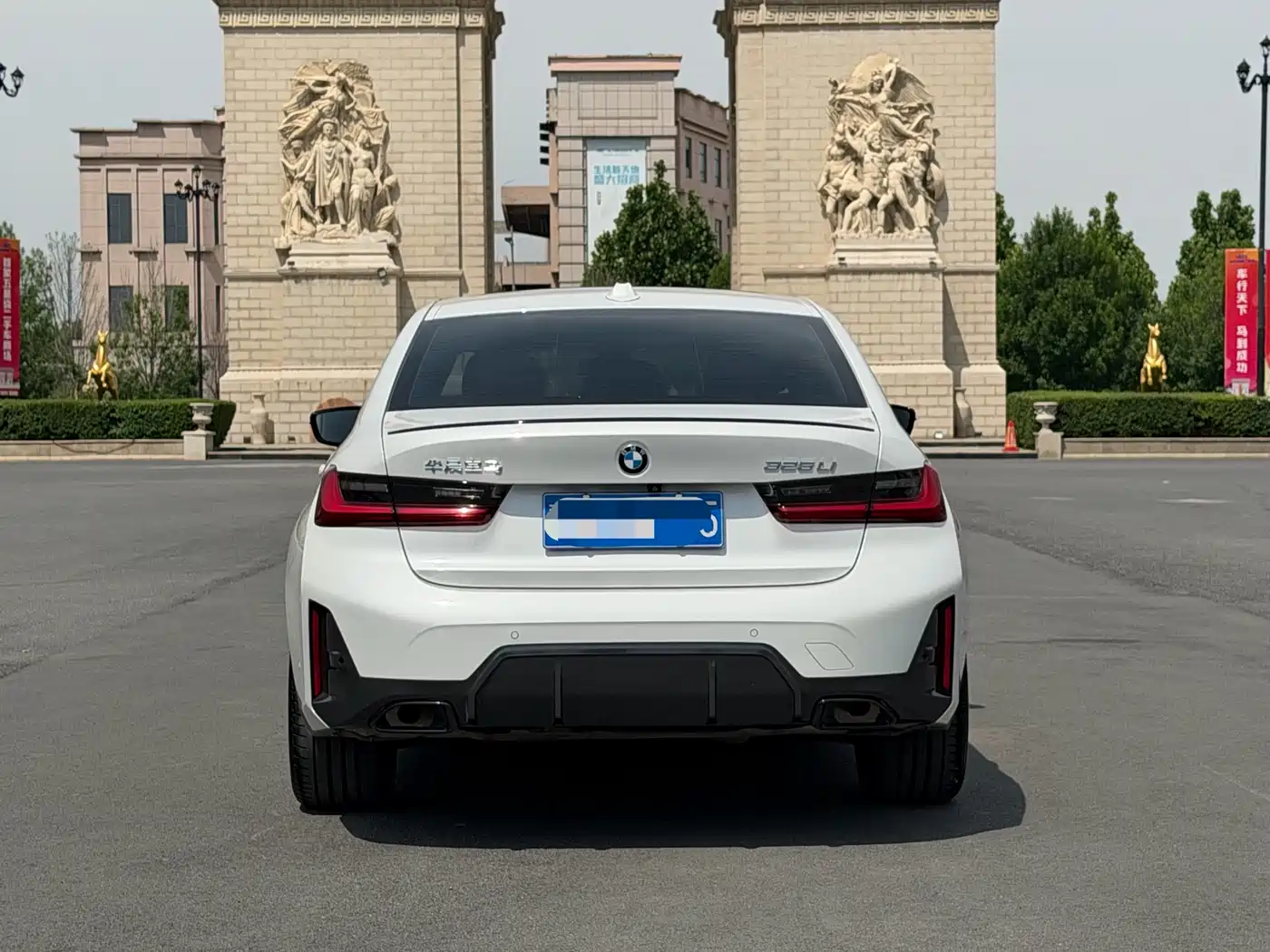 BMW 3 Series 2024 325Li M Sport Shadowline Package фото 5