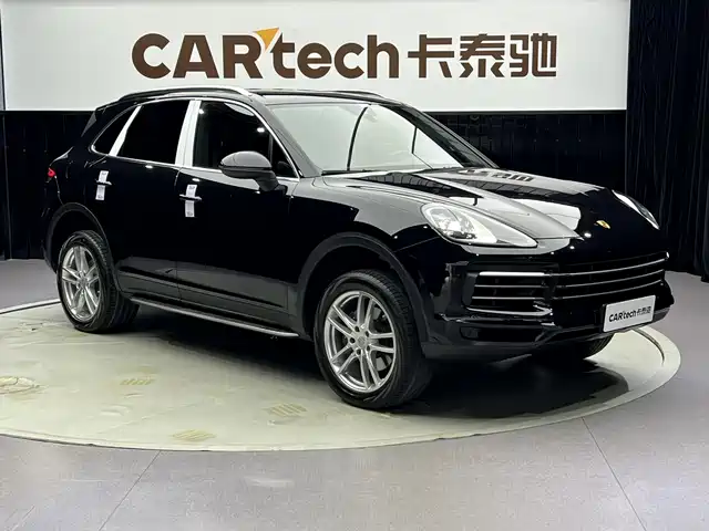 Porsche Cayenne 2022 Cayenne 3.0T Platinum Edition — фото 2