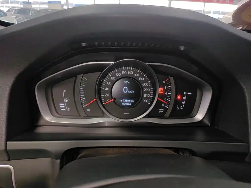 Volvo V60 2015 2015 T5 Momentum