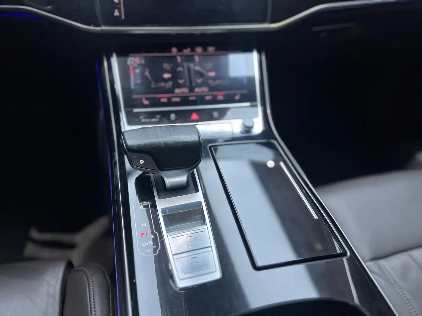 Audi A8 2019 Plus A8L 50 TFSI quattro Comfort фото 14