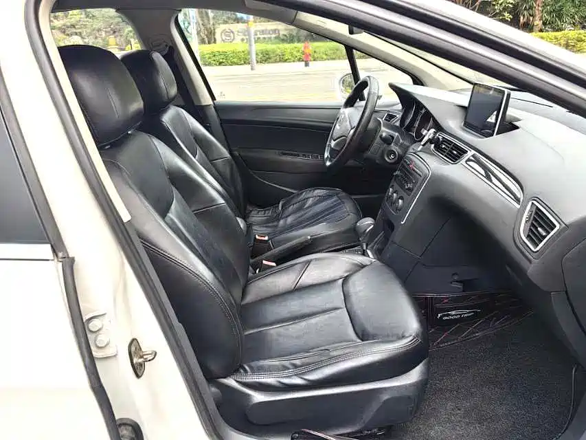 Peugeot 308 2014 2013 Model 1.6L Automatic Superior Style