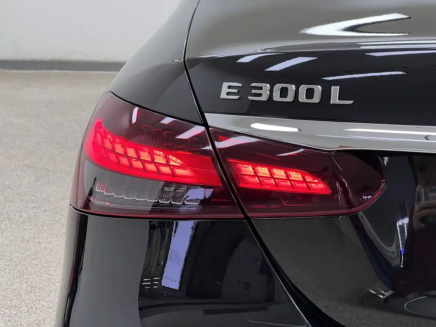 Mercedes-Benz E-Class 2021 E 300 L Sport Fashion фото 39