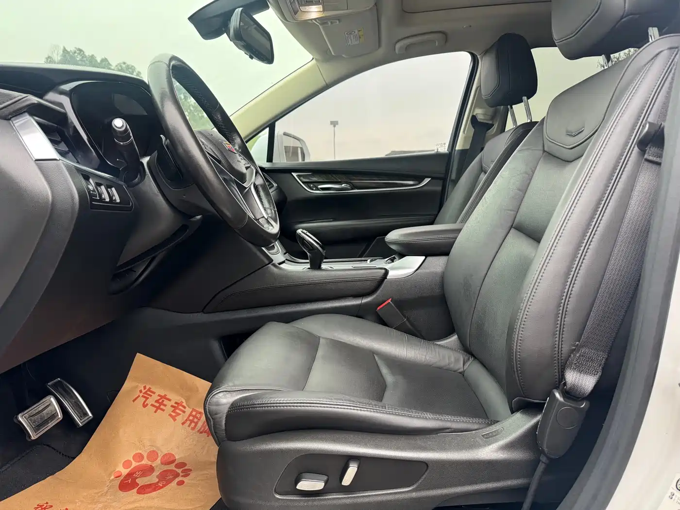 Cadillac XT5 2016 25T Luxury Model фото 12