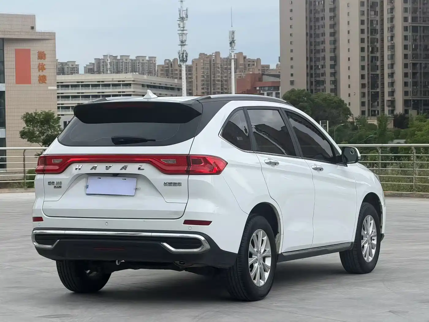 Haval M6 2021 PLUS 1.5T DCT Luxury Smart Connect фото 15