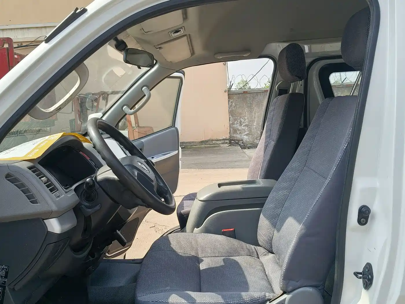 Foton Fengjing G7 2019 2017 2.0L Long Wheelbase Commercial Cargo Van High Roof 6-seater 4Q20M