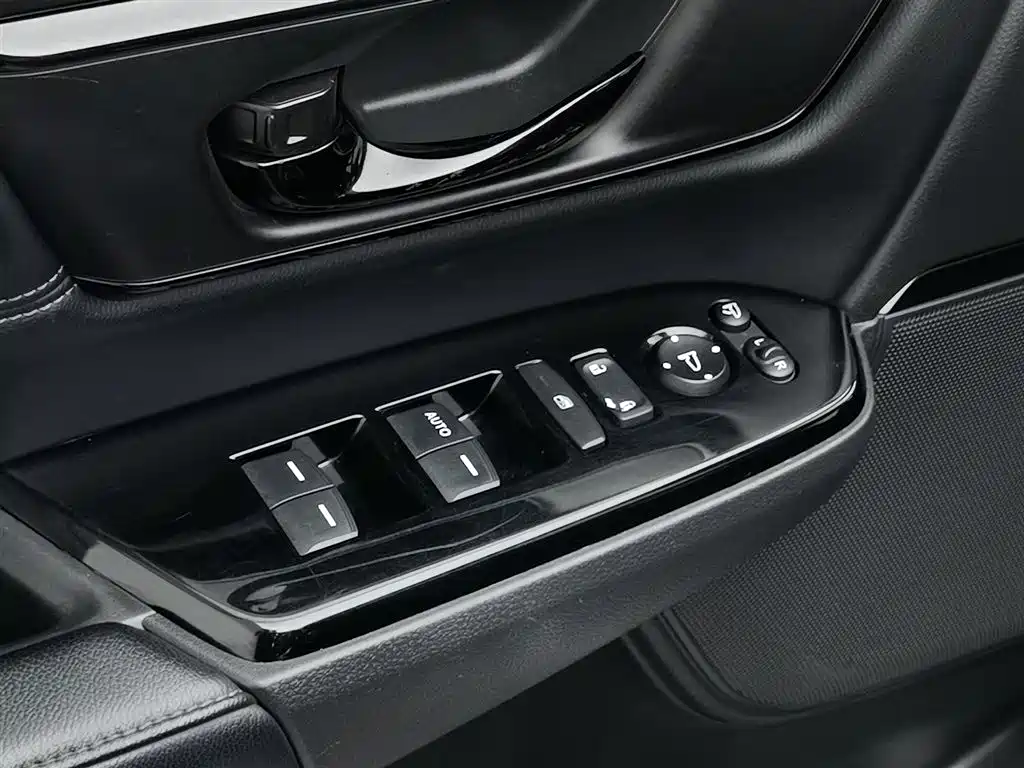 Honda CR-V 2021 240TURBO CVT 2WD Black Edition фото 9