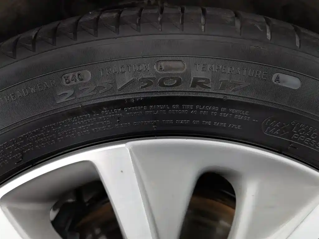 Buick GL6 2021 323T Mild Hybrid Connected Luxury фото 24