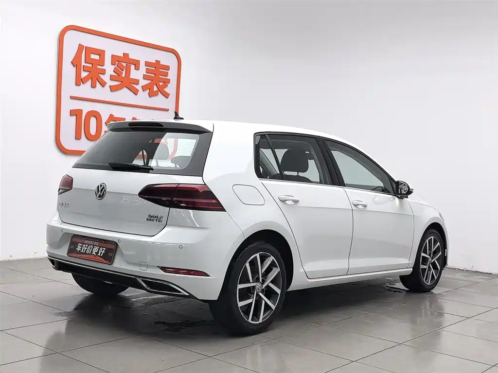 Volkswagen Golf 2020 Beloved Edition 280TSI DSG Luxury фото 2