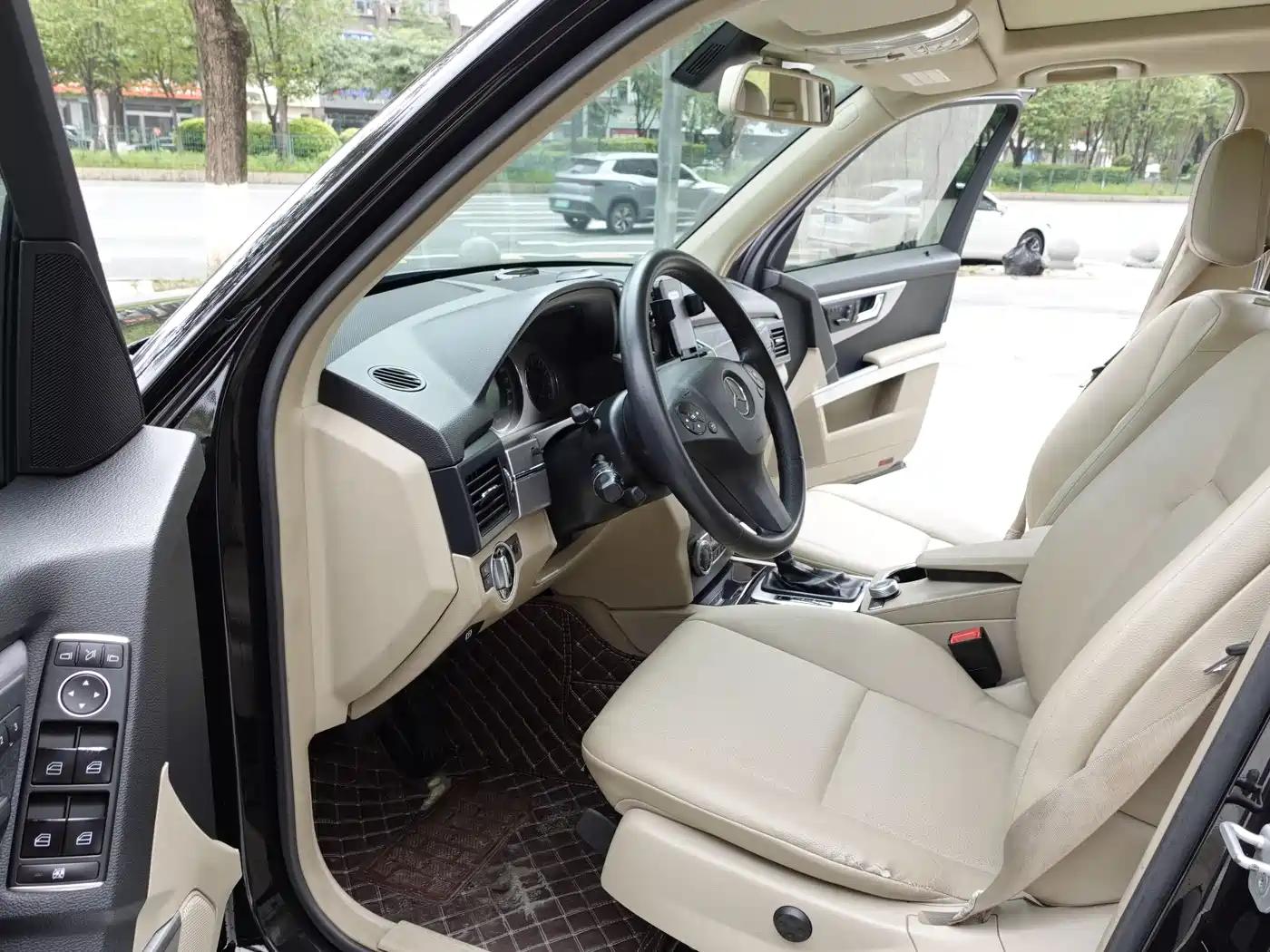 Mercedes-Benz GLK-Class (Import) 2011 GLK 300 4MATIC Luxury фото 7