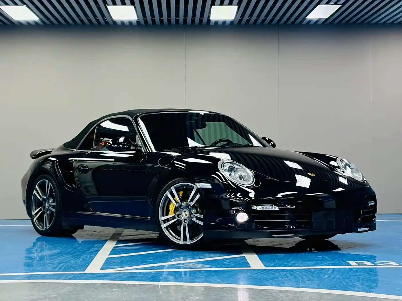 Porsche 911 2010 Turbo S Cabriolet 3.8T фото 3