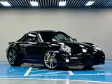 Photo 3 - Porsche 911