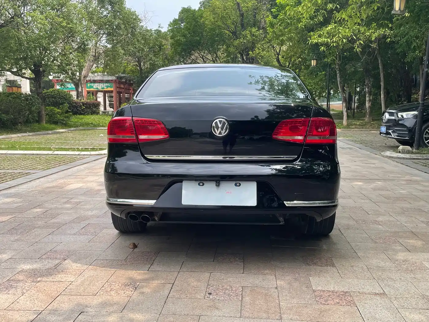 Volkswagen Magotan 2012 Facelift 2.0TSI Premium фото 13
