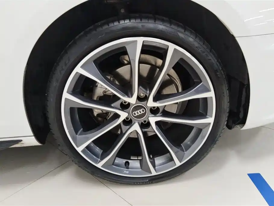 Audi A4L 2024 40 TFSI Luxury Dynamic фото 6