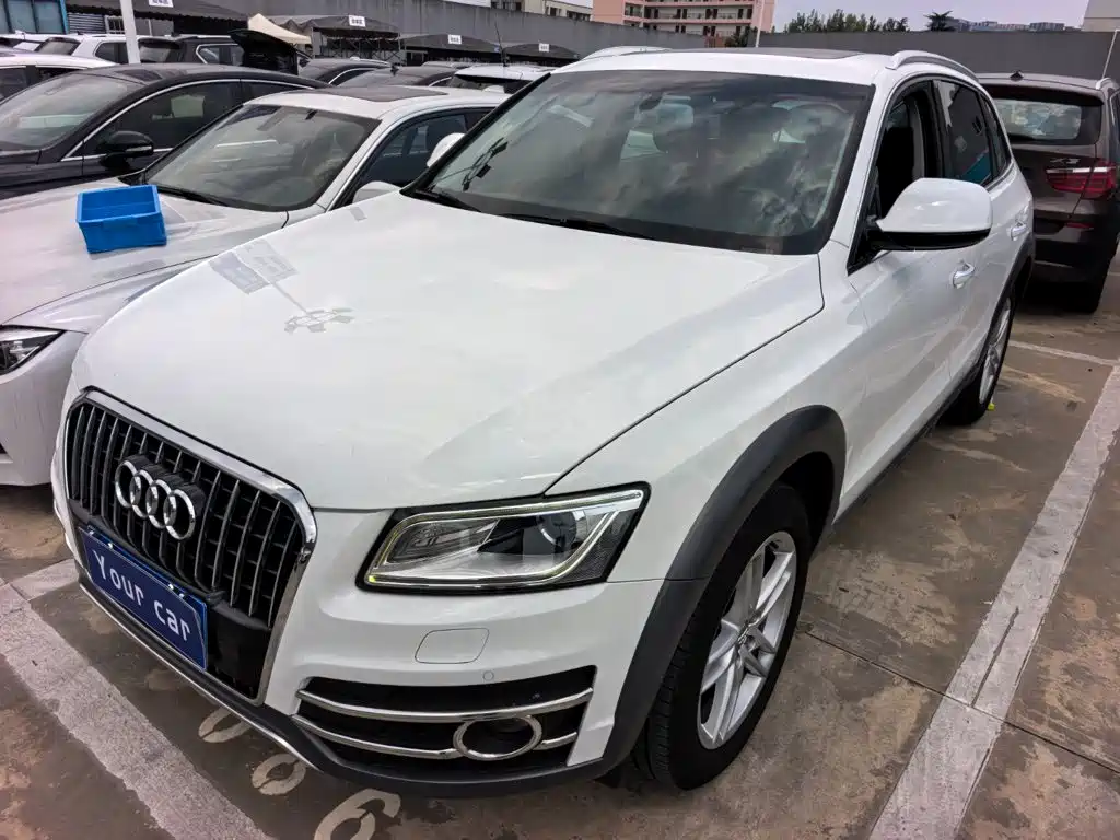Audi Q5 2018 2017 Plus 40 TFSI Technology