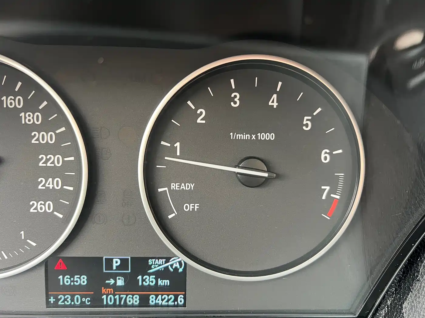 BMW 1 Series (Import) 2013 Facelift 118i Leading Model фото 4